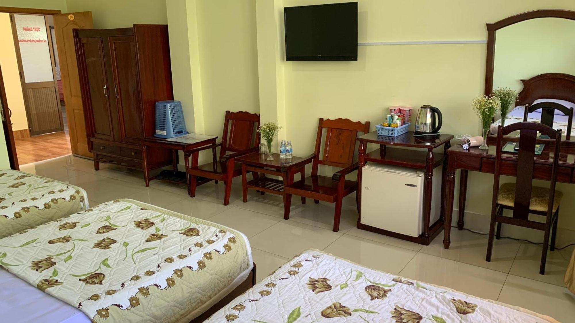 Hung Vuong Hotel Ben Tre Экстерьер фото