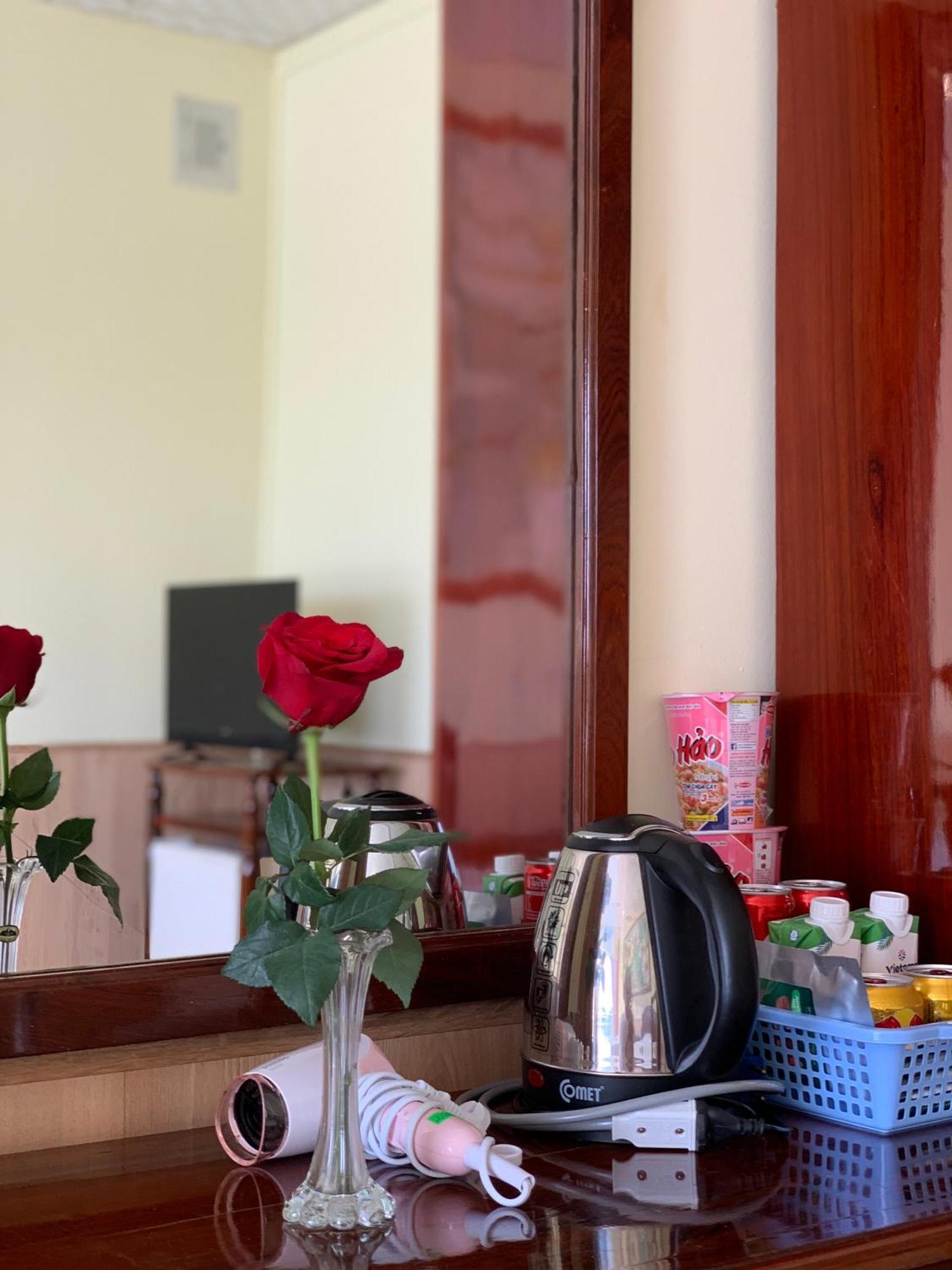 Hung Vuong Hotel Ben Tre Экстерьер фото